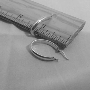 925 Sterling Silver Oval Hoops