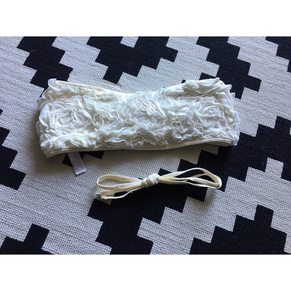 American Apparel Other - 🌸american apparel floral bikini top🌸