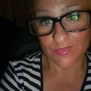 Meet your Posher, Stacie