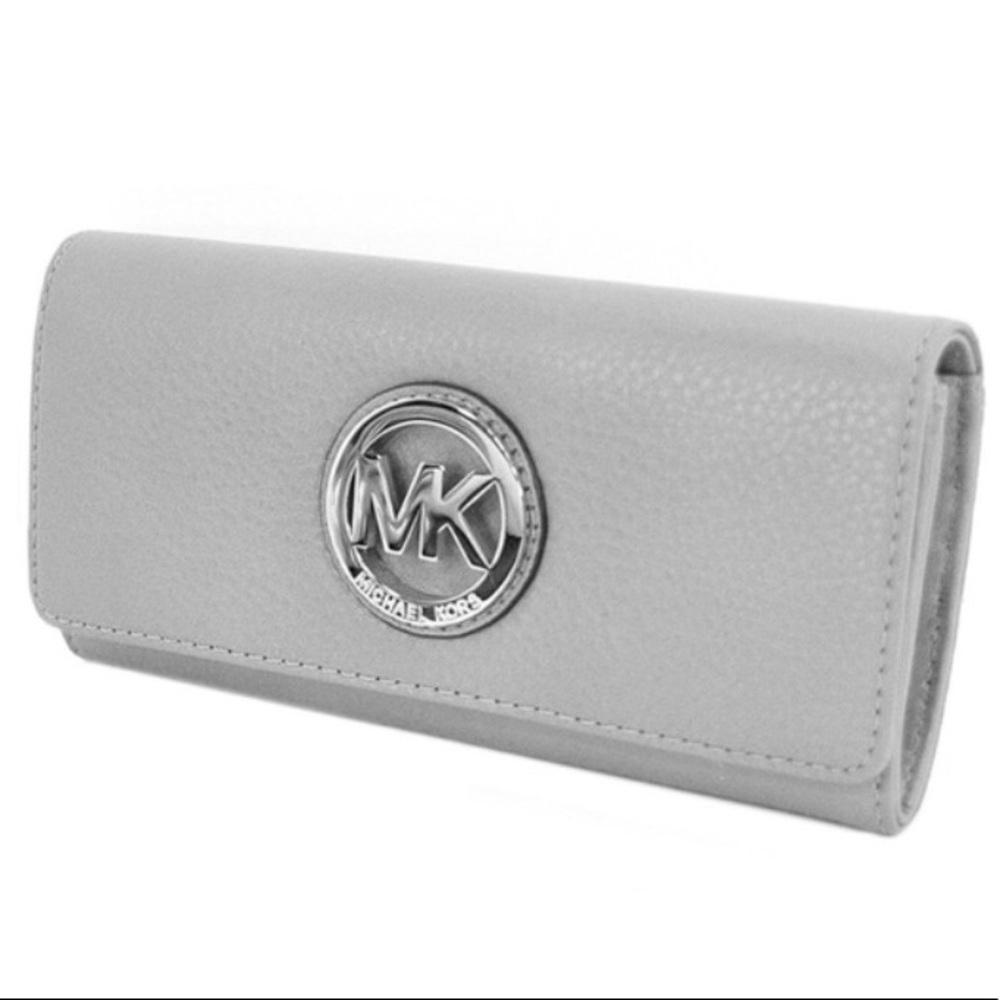 Michael Kors pearl gray wallet