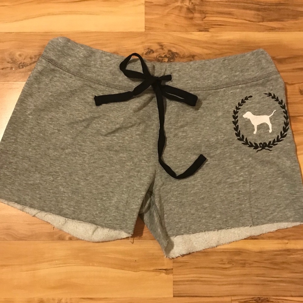 Pink short