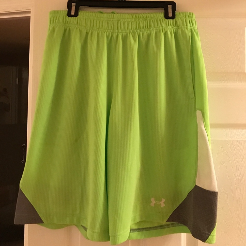 Under armour basket ball shorts
