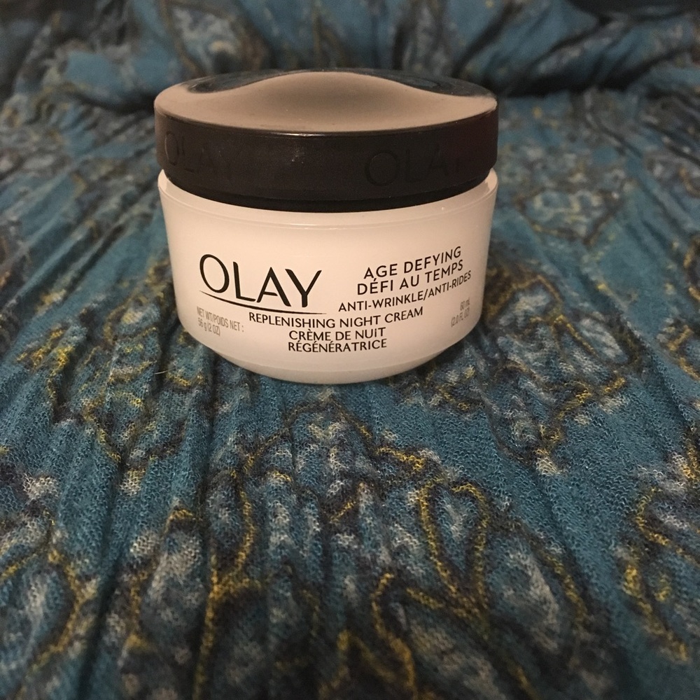 Olay AgeDefying Anti-Wrinkle/Replenish Night Cream