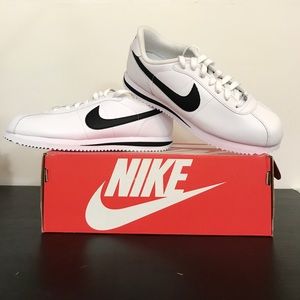 Nike Cortez Basic Leather, Size 9