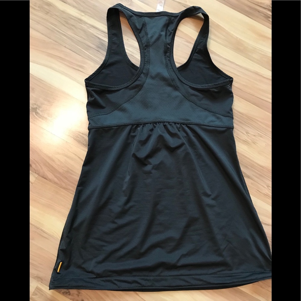 Lucy exercise top