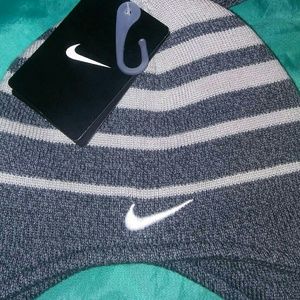 Nike hat and mitten set..