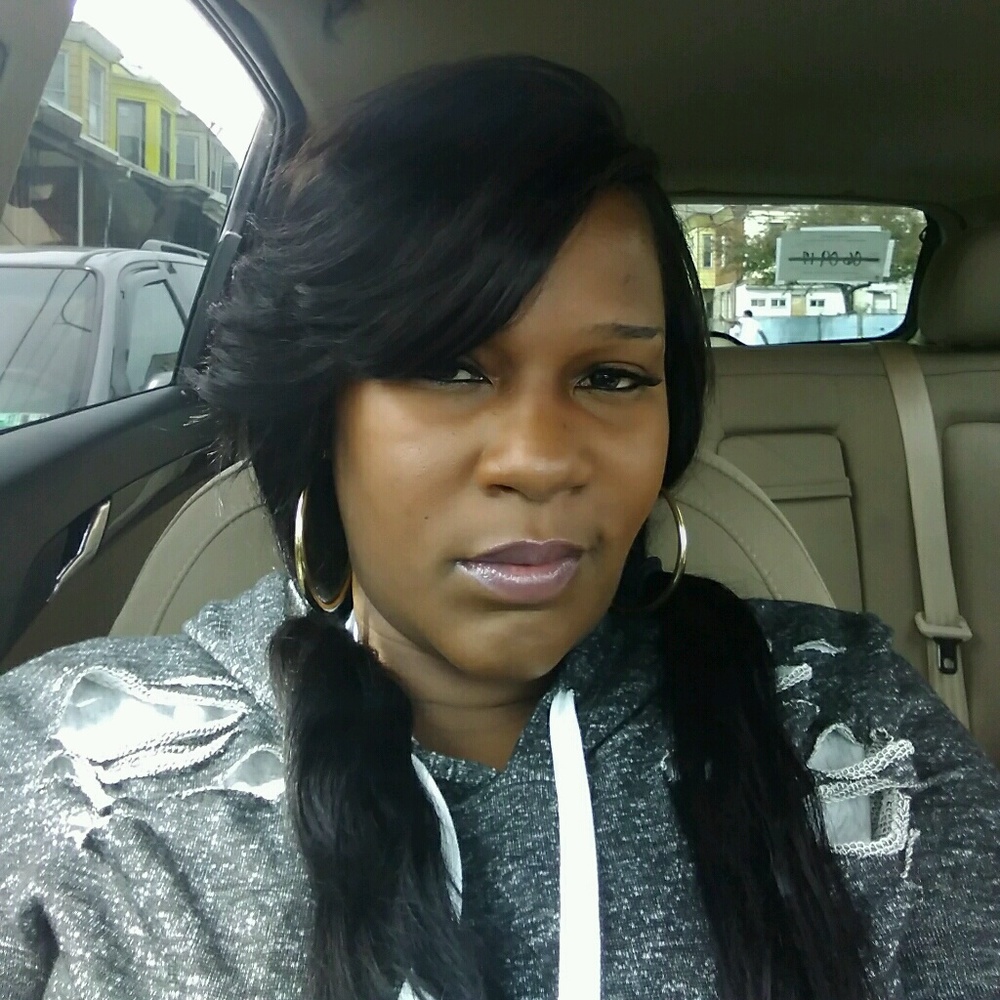 Meet your Posher, Sandradean