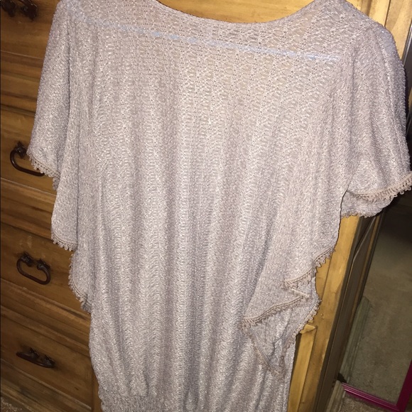 Gray women's top - Picture 3 of 4