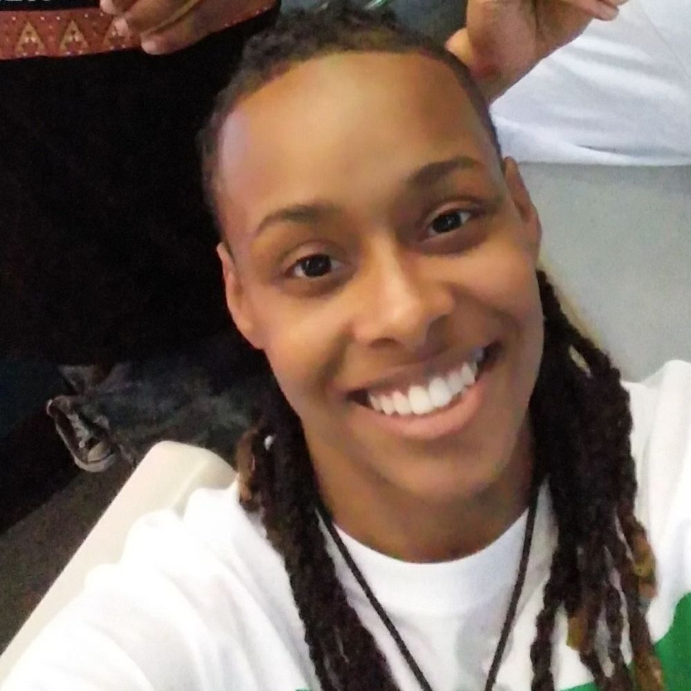 Meet your Posher, Jayjay