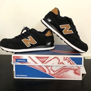 New Balance Classics, Black Medium, Size 9