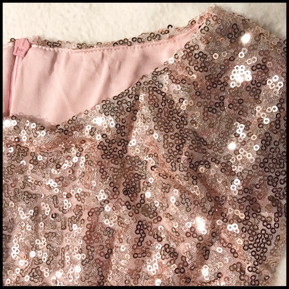 Rose Gold Hue Sequin Bodysuit - Picture 3 of 8