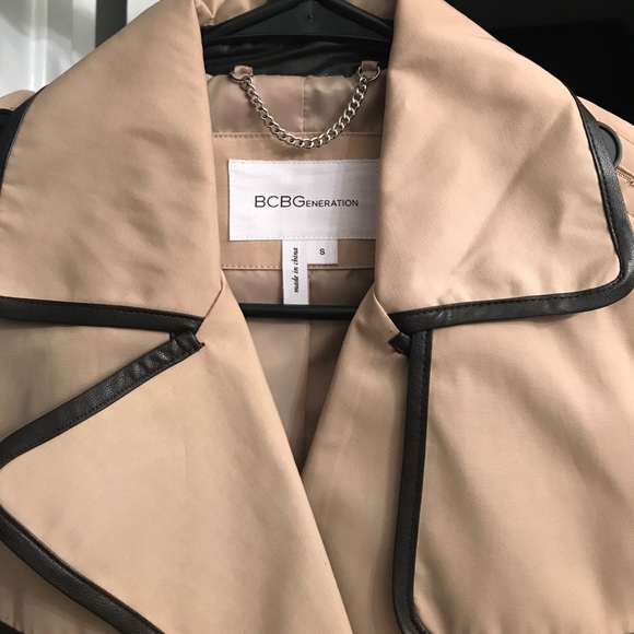 Tan BGBG jacket - Picture 2 of 3