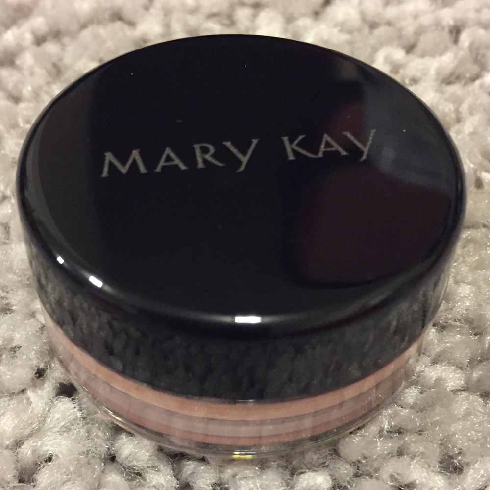 NIB Mary Kay Cream Eye Color-Pale Blush