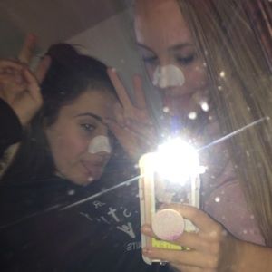 Meet your Posher, Awneeka