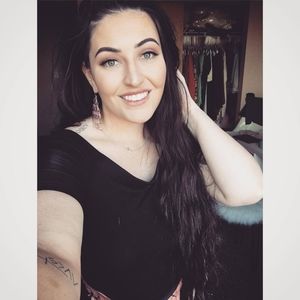 Meet your Posher, Bailey