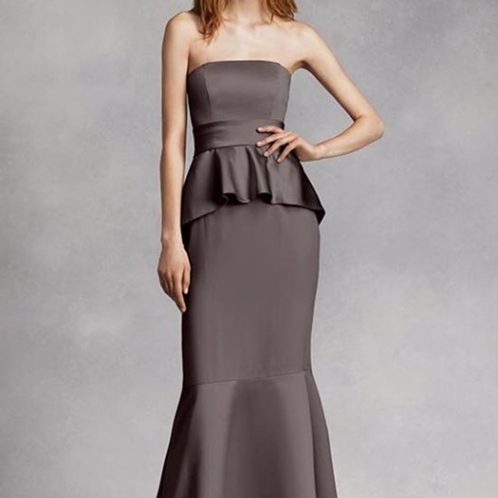 Bridesmaid strapless dress