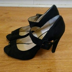 Women's Nine West black suede strappy heels