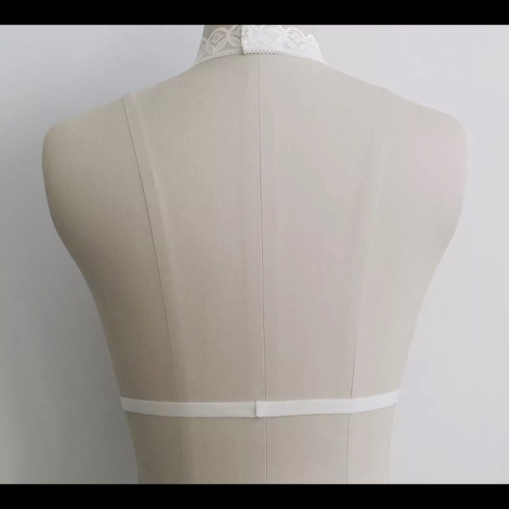White bra harness adjustable size! - Picture 4 of 4