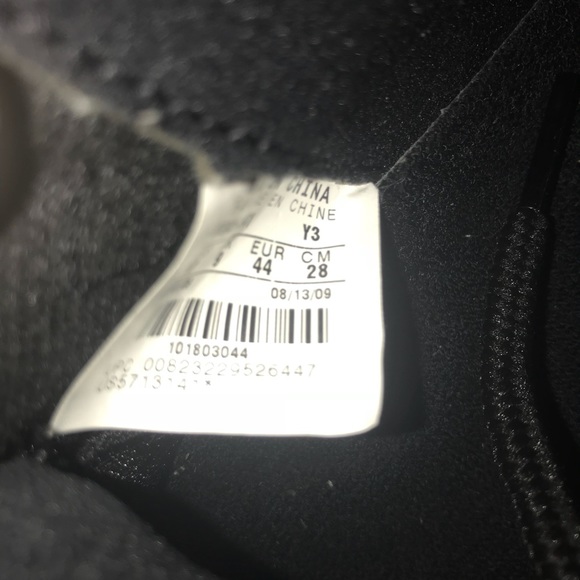 09 dead-stock space jam Jordan’s - Picture 3 of 8