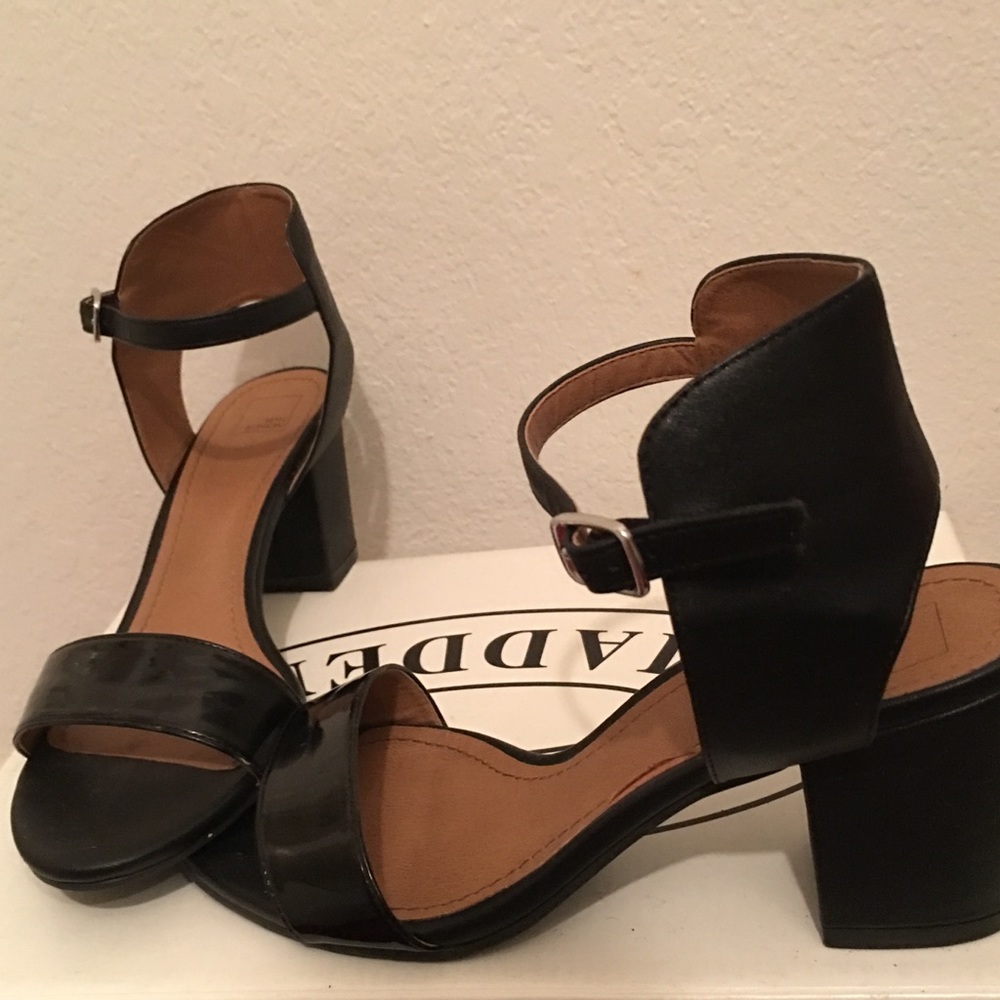 Black low heel with chunky heel