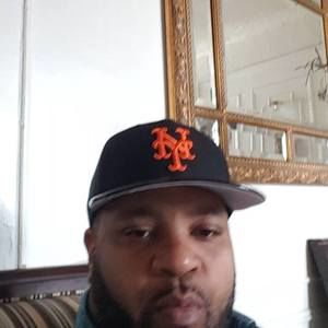 Meet your Posher, Todd