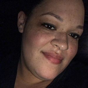 Meet your Posher, Ebony