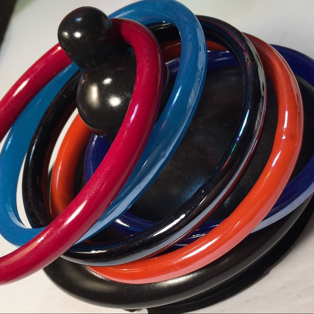 Glass bangle bracelets