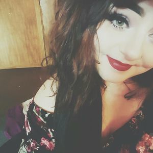 Meet your Posher, Tori