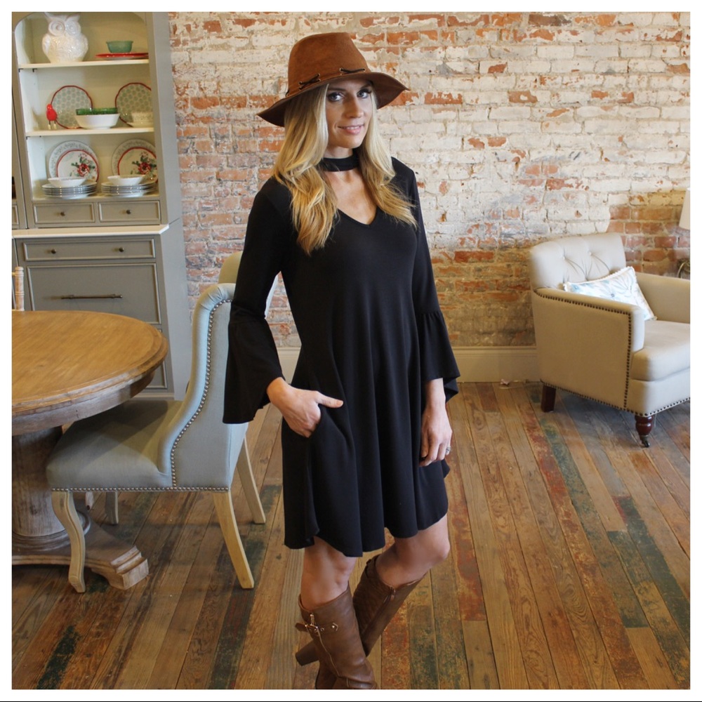 ✨LAST ONE✨Black bell sleeve choker neck dress - Picture 2 of 4