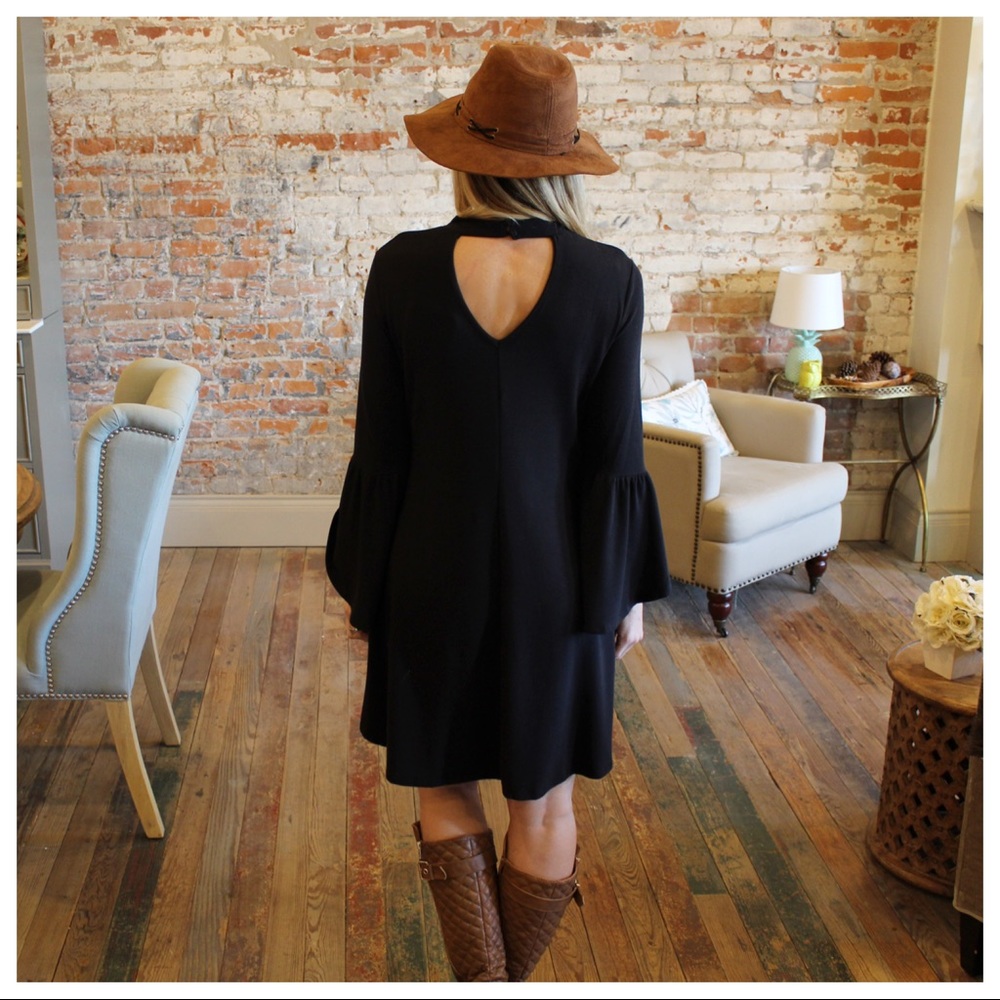 ✨LAST ONE✨Black bell sleeve choker neck dress - Picture 4 of 4