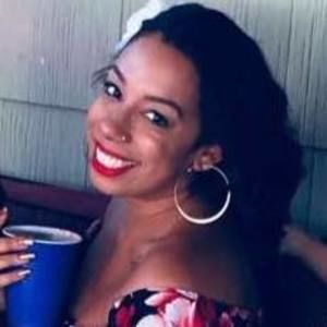 Meet your Posher, Valerie