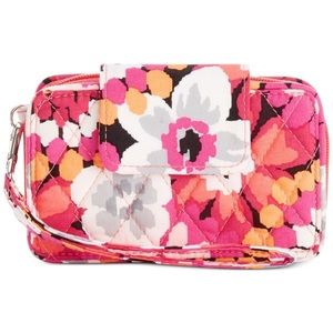 Vera Bradley Smartphone Wristlet 2.0 , NWT