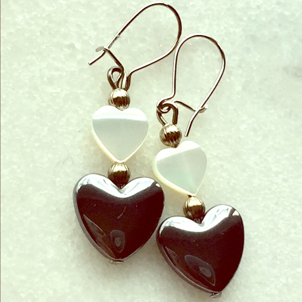 🖤Adorable Beaded Heart Earrings🖤
