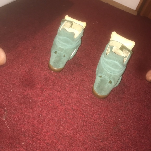Authentic Isabel Marant Suede mint wedge sneakers - Picture 2 of 4