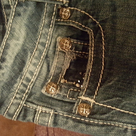 MissMe Capri - Picture 6 of 6