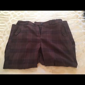 Tailor B. Moss - Brown Plaid Crop pants.