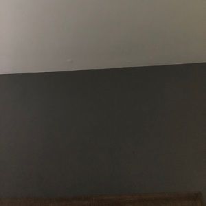 Meet your Posher, Emi