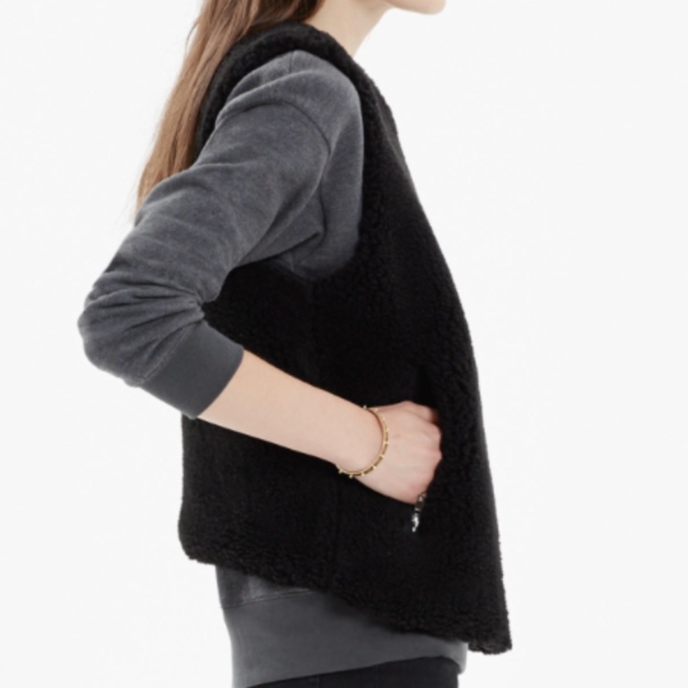 Black Madewell faux - fur vest - Picture 3 of 8