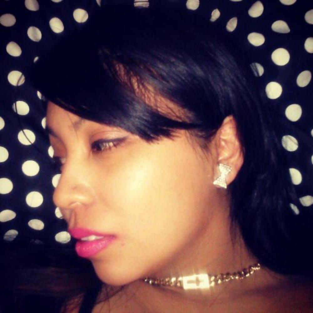 Meet your Posher, Tisia