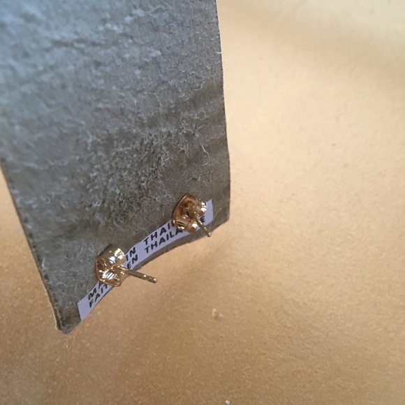 Anthropologie stud earrings - Picture 4 of 4