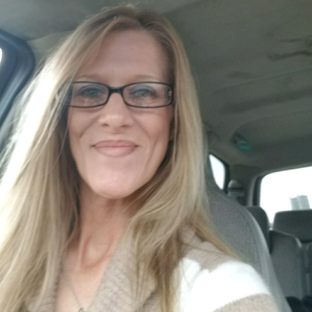 Meet your Posher, Valarie