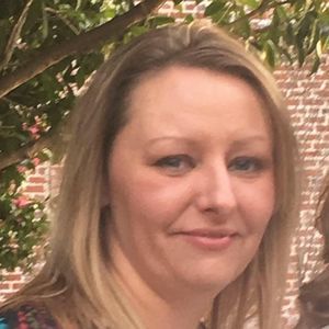 Meet your Posher, Caroline