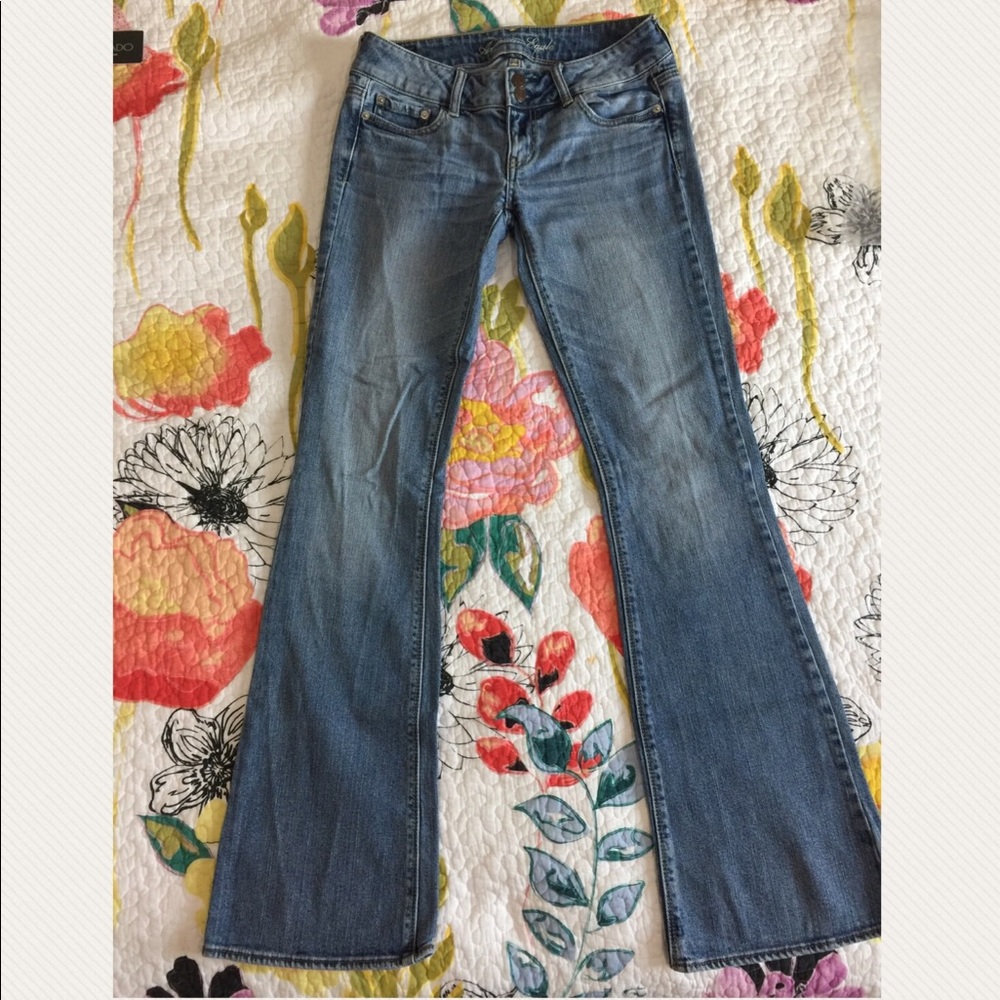 AE Artist jeans