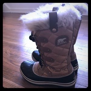 Sorel Tofino Boots