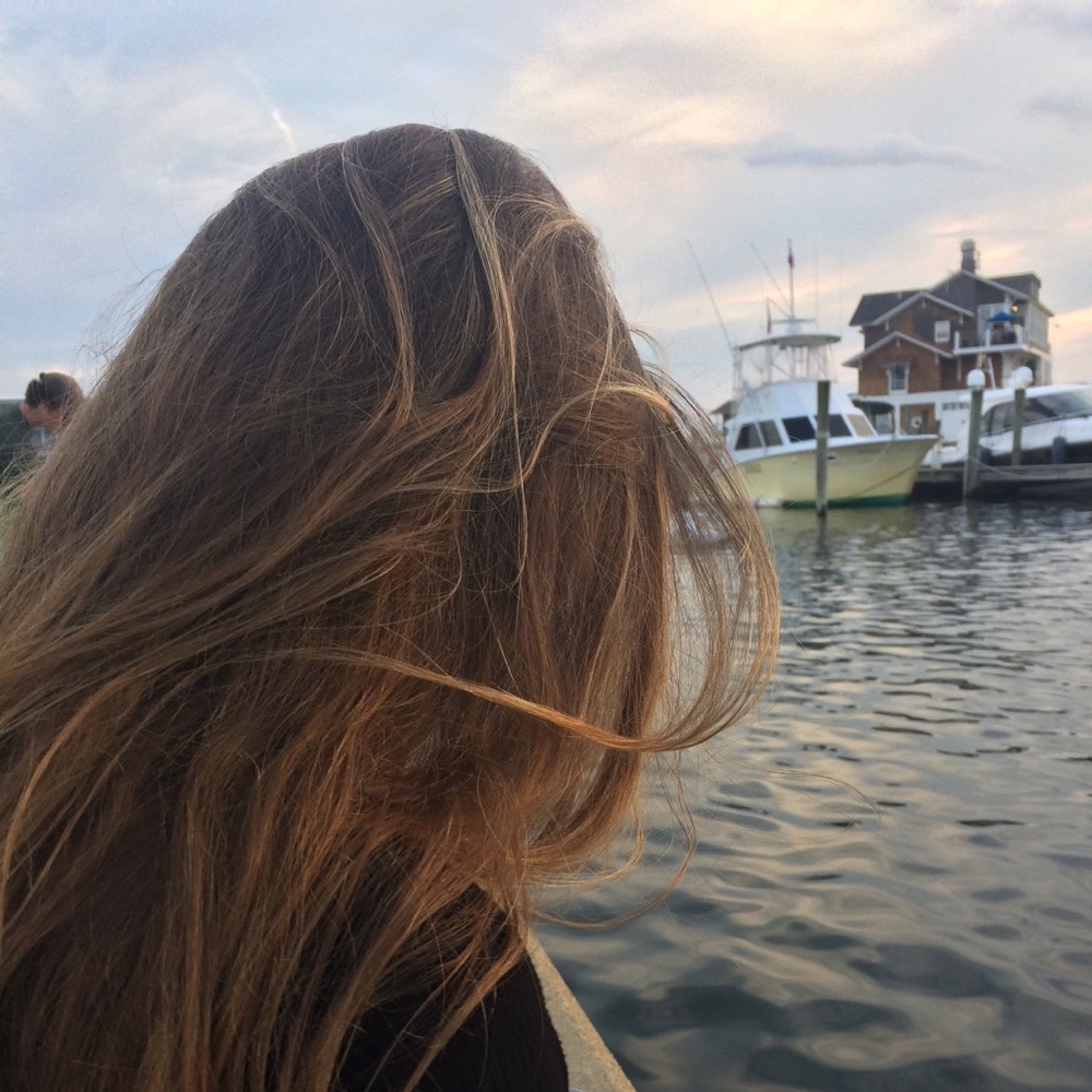 Meet your Posher, Emmi