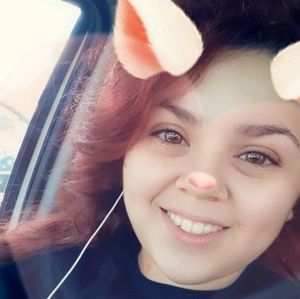 Meet your Posher, Stacie