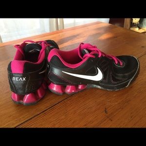Nike REAX, Size 7