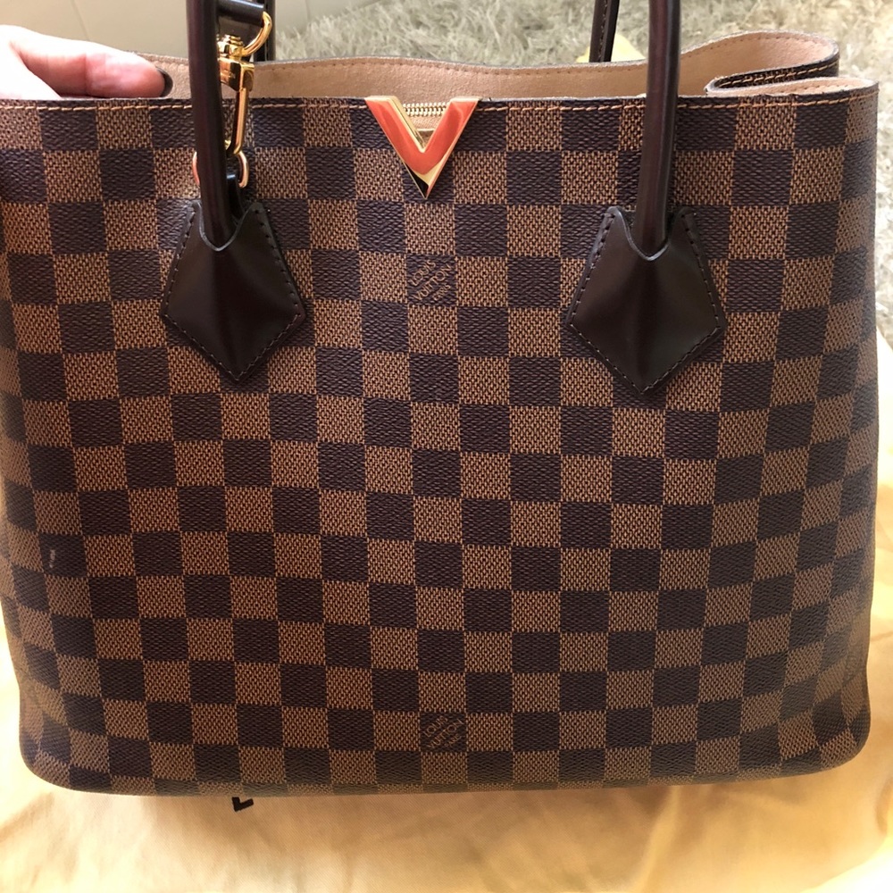 Louis Vuitton Kensington