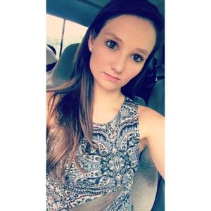 Meet your Posher, Abby