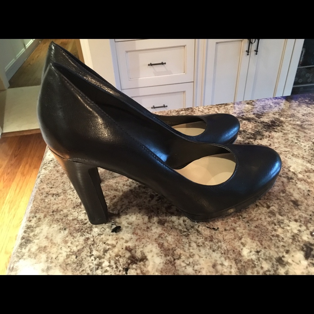 Franco Sarto Classic black pumps 3” heel